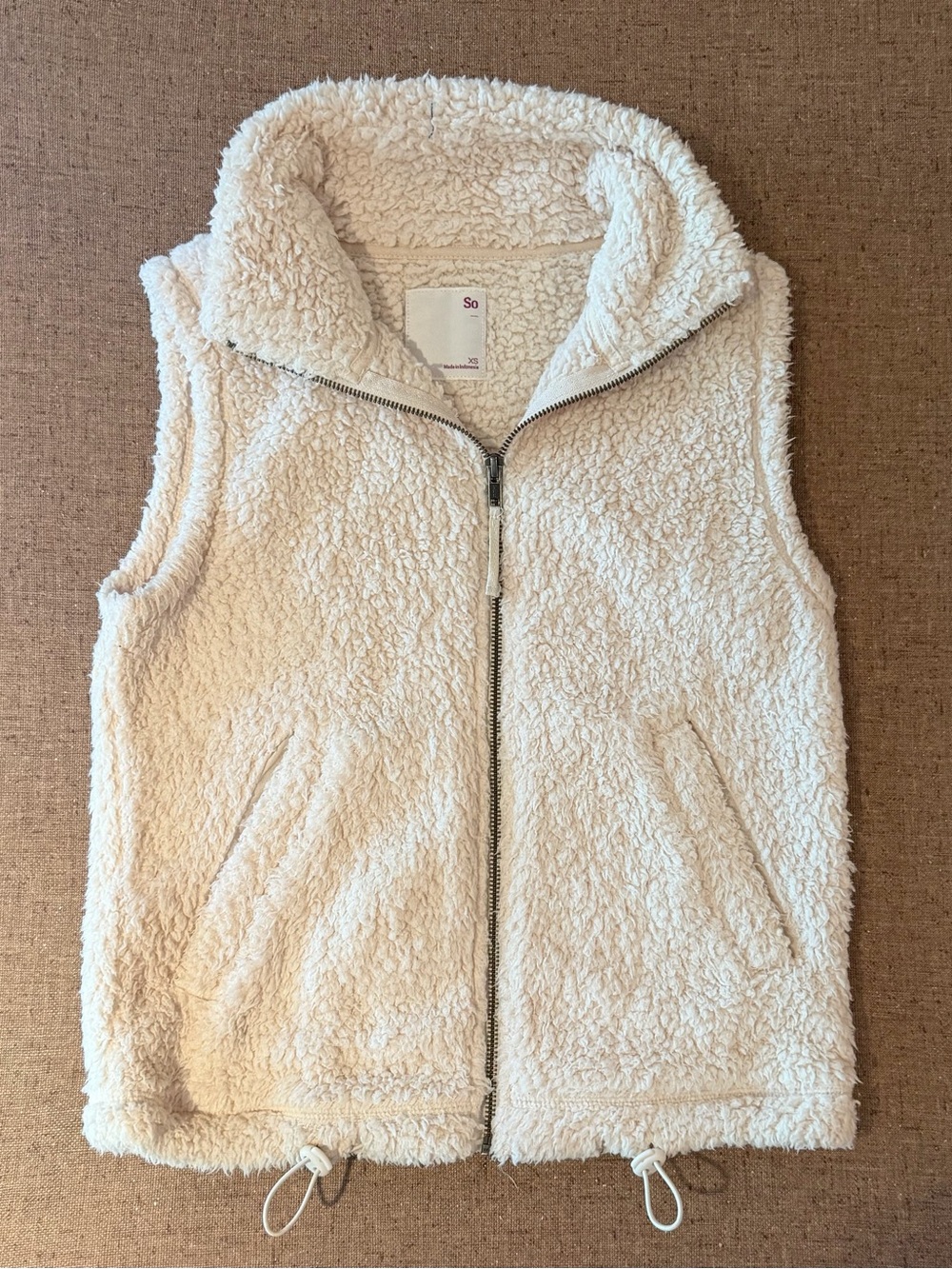 SO Cream Sherpa Zip-Front Vest